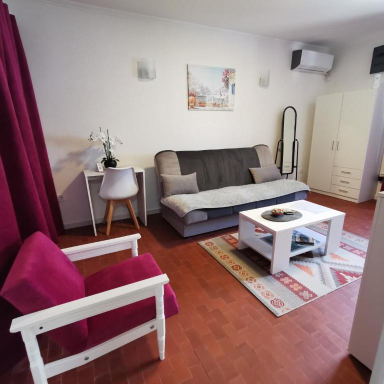 Trinity Apartment Seafront - Apartment with Sea View - 51