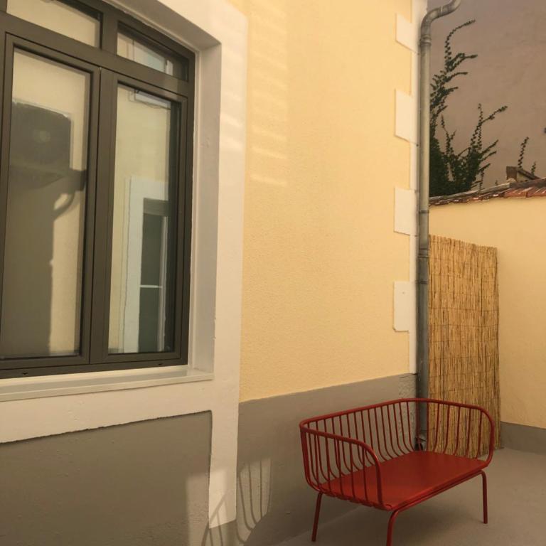 Appart-hôtel de standing avec jacuzzi privatisable en option - Hébergement Noir et Blanc - 22