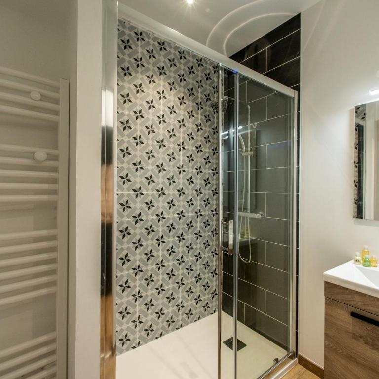 Appart-hôtel de standing avec jacuzzi privatisable en option - Appartement 1 Chambre - 8