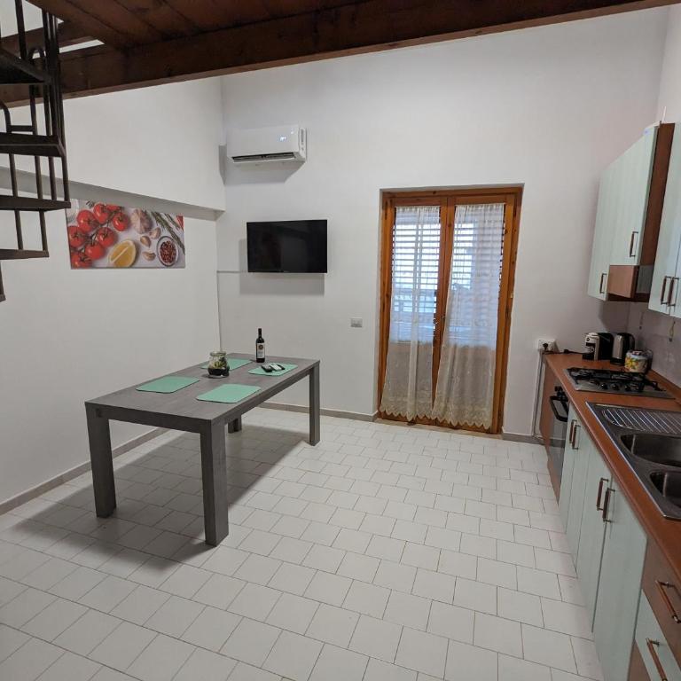 Sciacca Holiday Home - Three-Bedroom House - 8