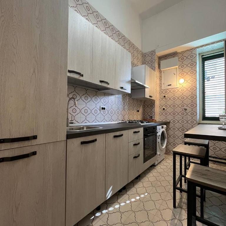 Sunny Home - Appartamento con 2 Camere da Letto - 13