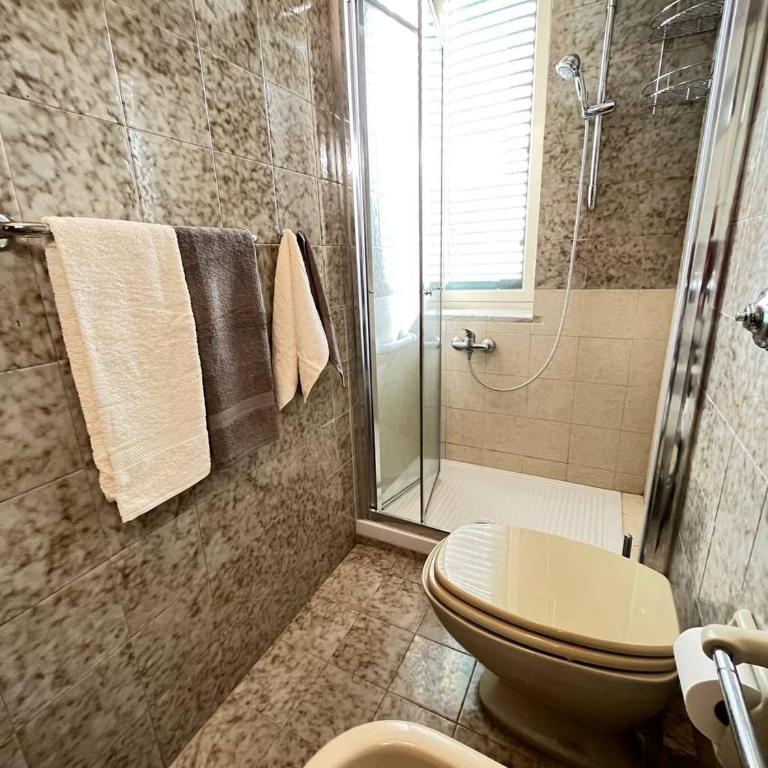 Sunny Home - Appartamento con 2 Camere da Letto - 17
