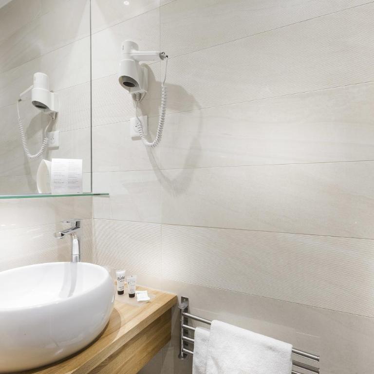 Hôtel International Paris - Chambre Double Confort - 4
