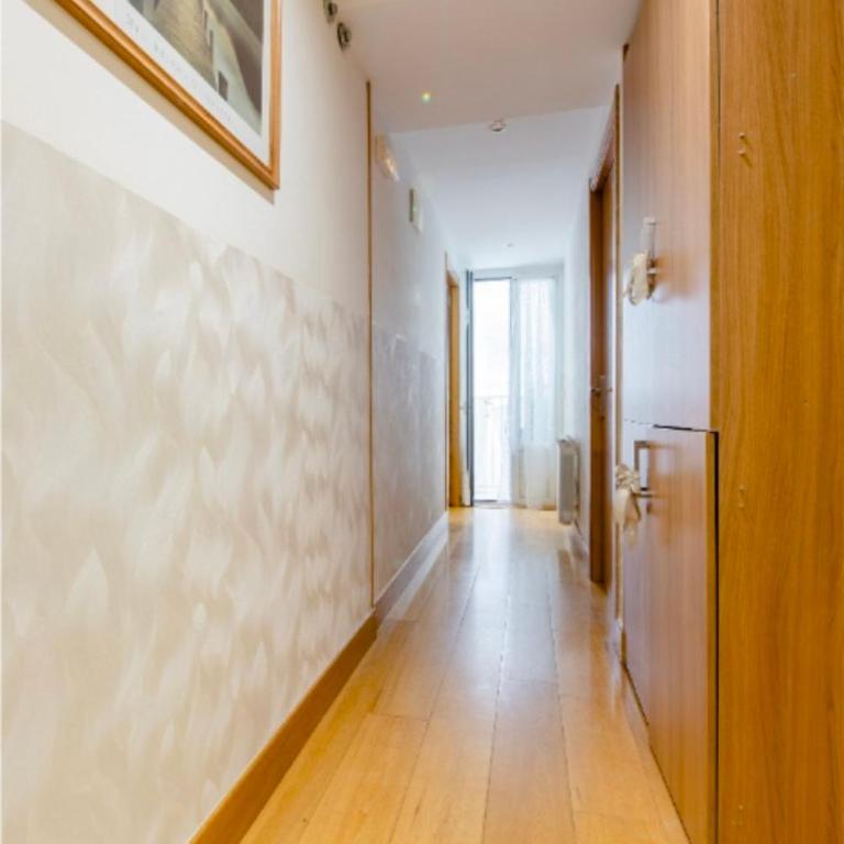 Pensión San Vicente - Habitación Doble con baño privado externo - 4