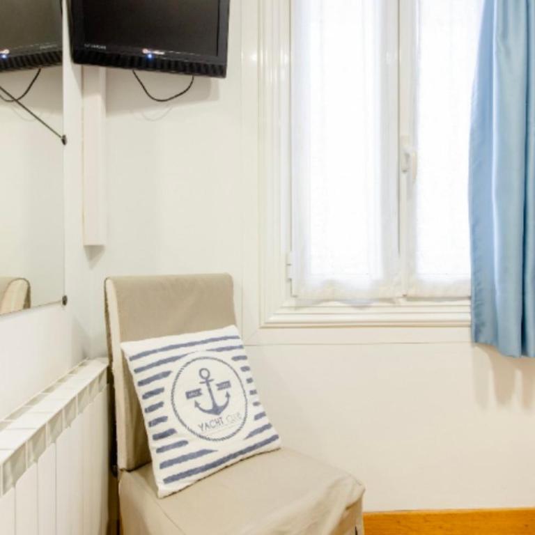 Pensión San Vicente - Habitación Doble con baño privado externo - 7