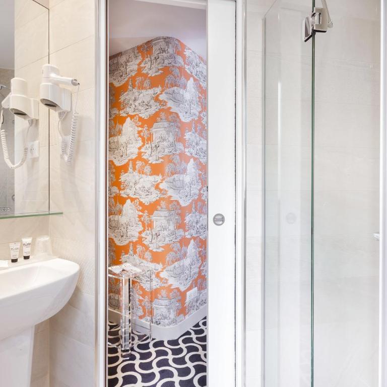 Hôtel International Paris - Chambre Triple - 3