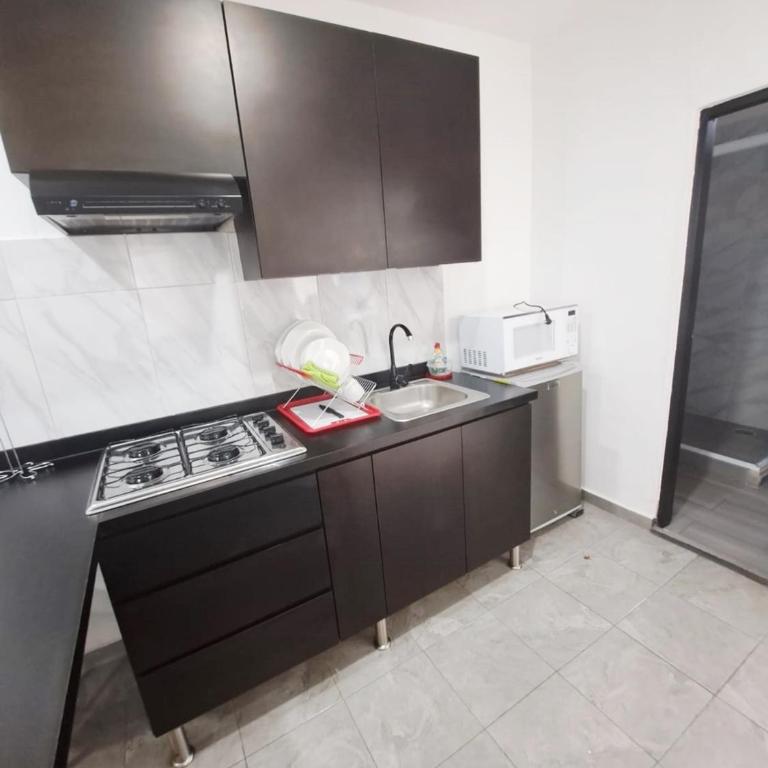 Blanco Armonía - Depto 1 - 2 Min Malecón - One-Bedroom Apartment - 11