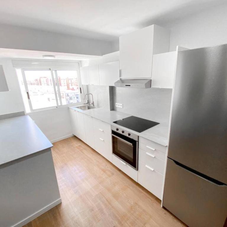 BENIMACLET - Five-Bedroom Premium Apartment - 3