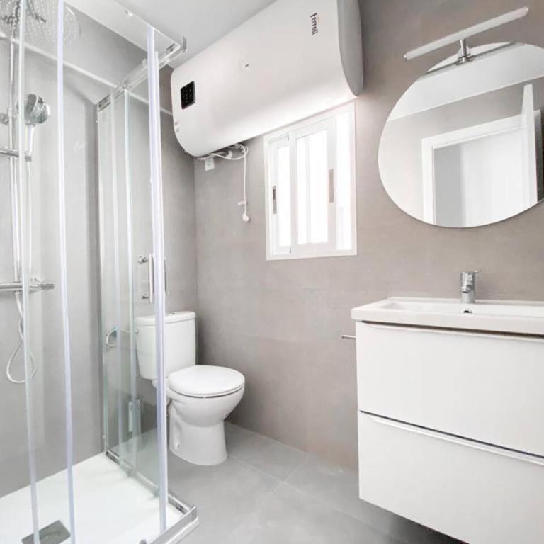BENIMACLET - Five-Bedroom Premium Apartment - 5