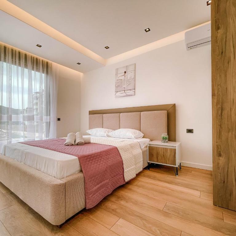 B&B Lovac Hasa - Suite sa Bračnim Krevetom (King-size) i Balkonom - 11