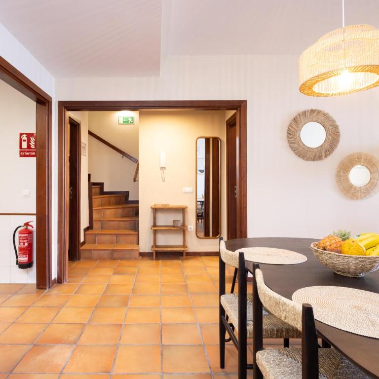 Spectacular Beachfront Loft-Style CASA CORINA II - Apartamento - 16