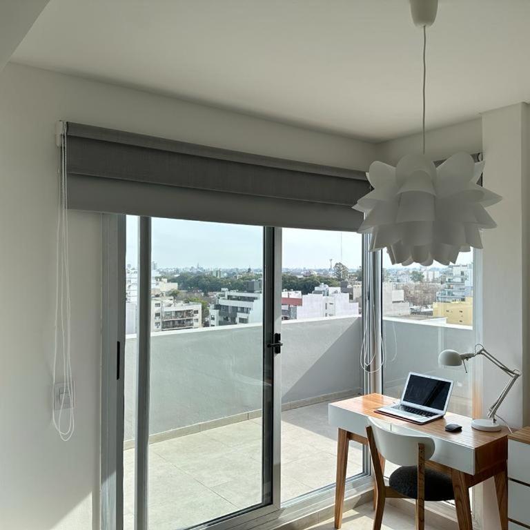 Penthouse a estrenar en Sofisticado Barrio y Edificio Vista panorámica 100m2 Gimnasio Piscina Lujoso Salon de Fiestas - Apartamento Deluxe - 96