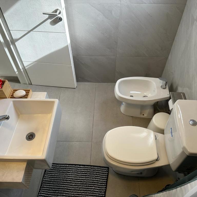 Penthouse a estrenar en Sofisticado Barrio y Edificio Vista panorámica 100m2 Gimnasio Piscina Lujoso Salon de Fiestas - Apartamento Deluxe - 78