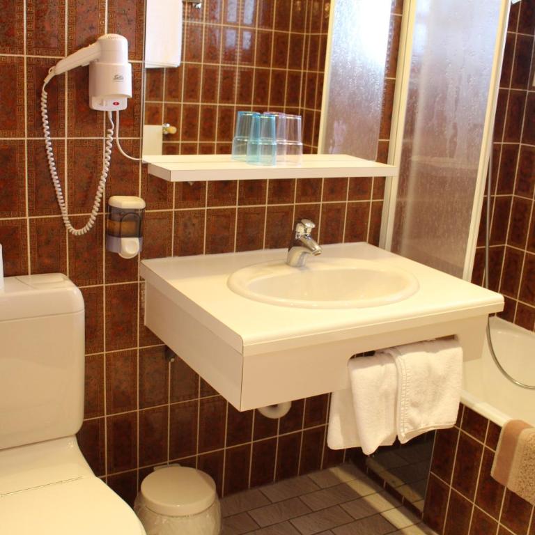 Aldranser Hof - Doppelzimmer mit Parkplatz - 4