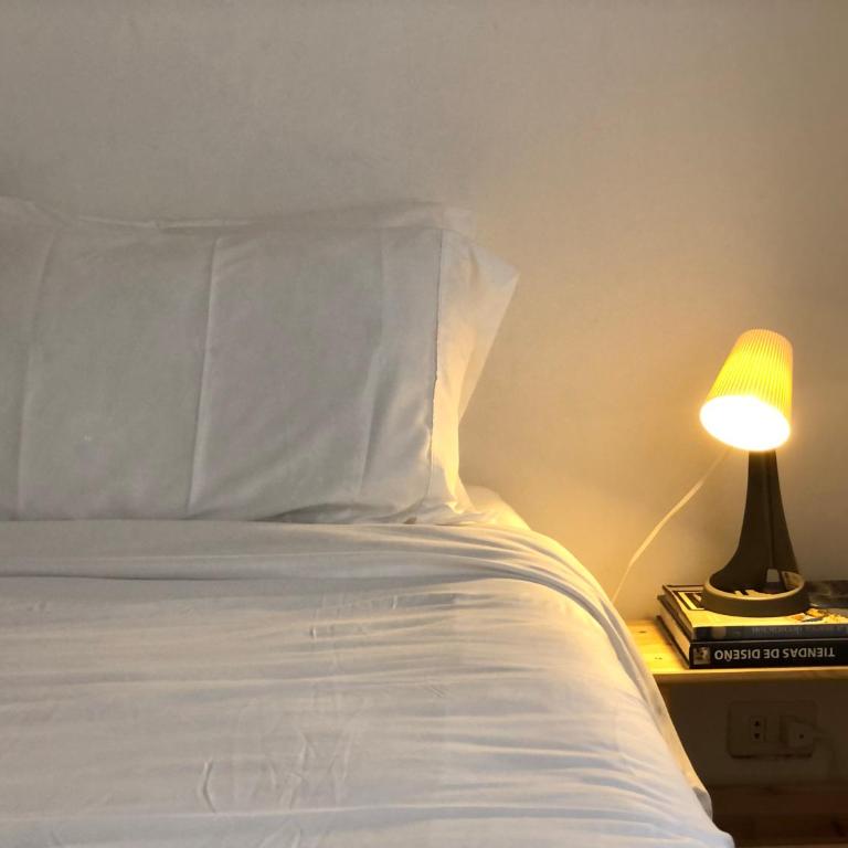 Best location ! Apt privado 2 hab con AC Completamente equipado en Asuncion - Apartamento de 2 dormitorios - 26