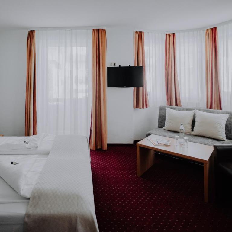 Sporthotel Kitz - inkl gratis Großglockner Maut und National Park Sommerkarte - Comfort Zweibettzimmer mit Balkon - 4