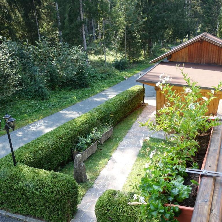 Apartmenthaus Kestel Gasthof - Apartment mit Balkon - 13