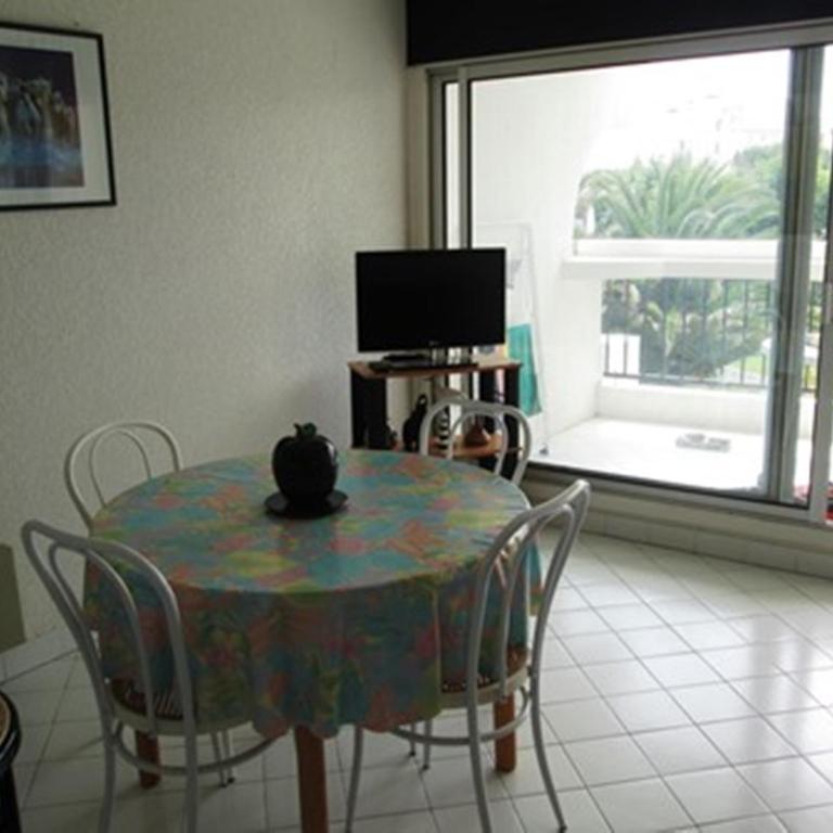 Vittoria Immobilier 3 - REGLEMENT SUR PLACE - chèques vacances acceptés - Apartment with Terrace - Ulysses Plage 219 - 7