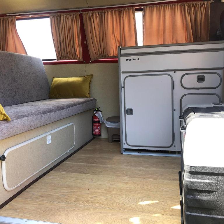 Mobile home - Alpha Campers Montenegro - Our Red Westfalia Bus - Mobile Home - 26
