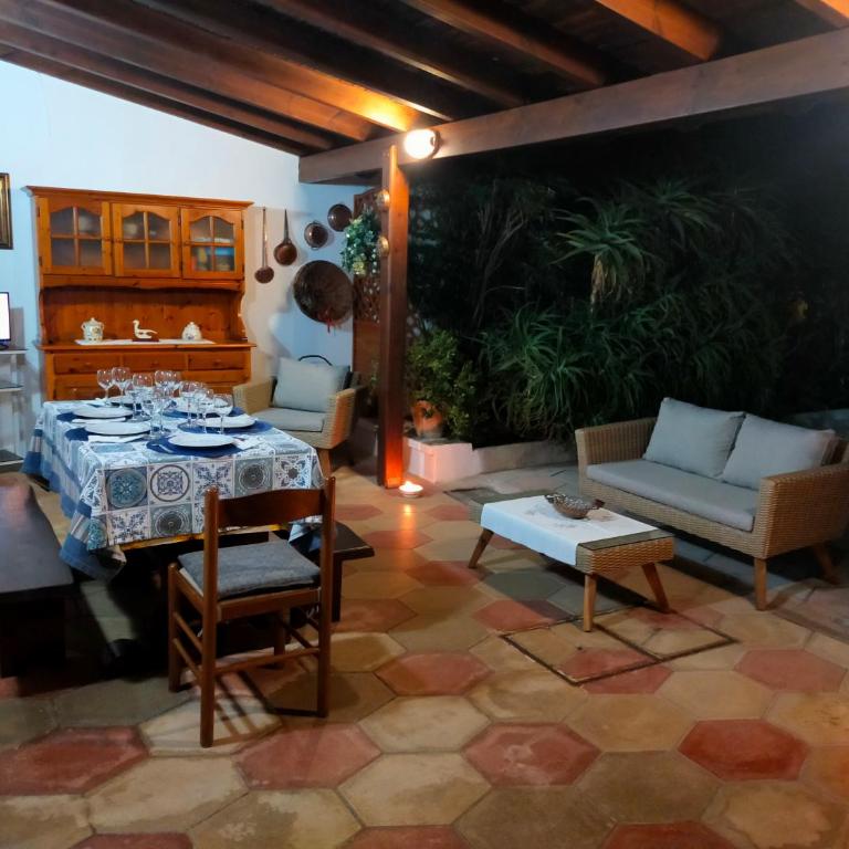 Villetta con ampio giardino a due passi dal mare - Casa con 2 Camere da Letto - 47
