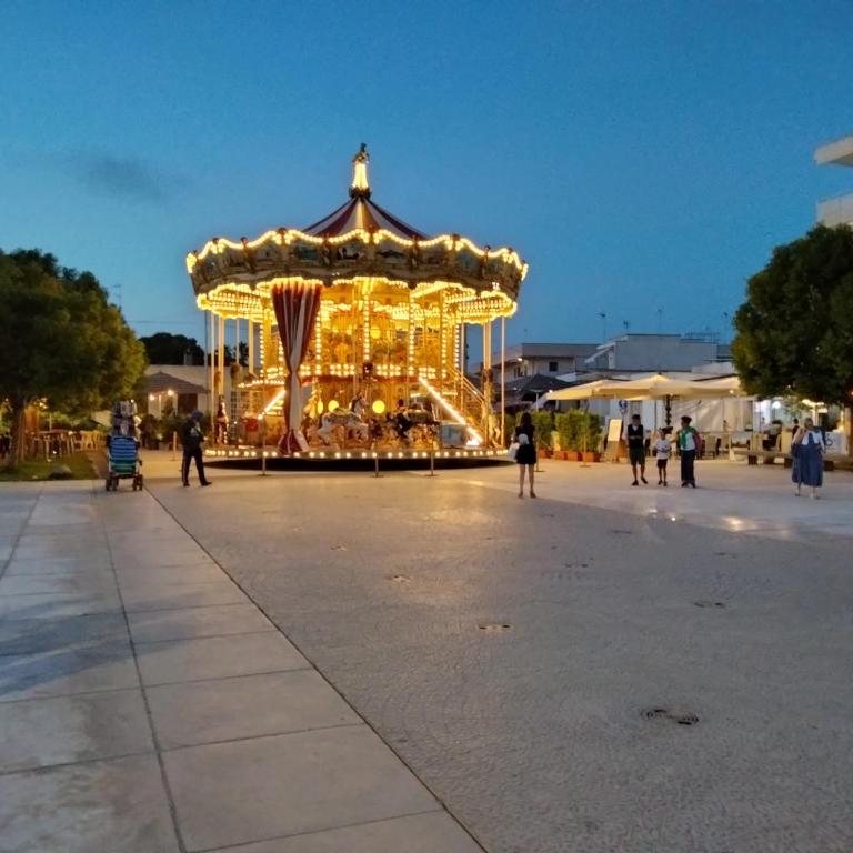 Villetta con ampio giardino a due passi dal mare - Casa con 2 Camere da Letto - 60