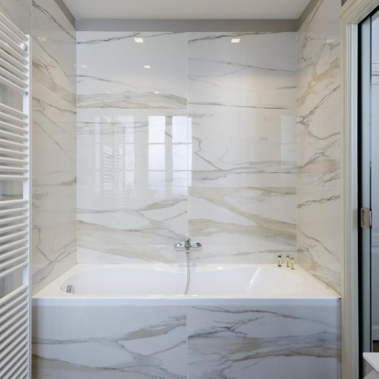 Mercatovecchio Luxury Apartments - Appartamento con 2 Camere da Letto - 18
