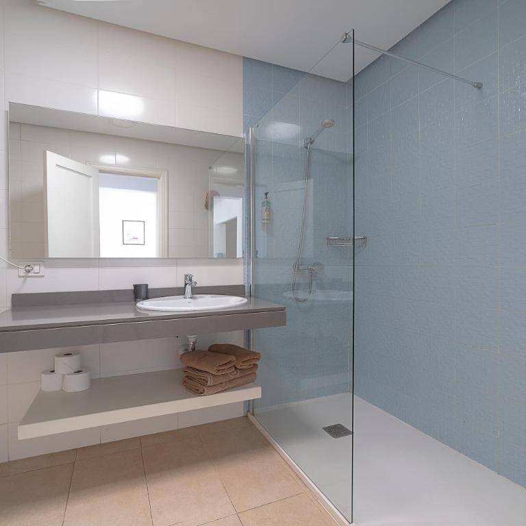 Apartamentos Elena - Two-Bedroom Apartment - 2
