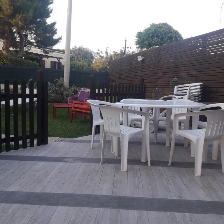 Apartment in villa with swimming pool 20 meters from the sea - Appartamento - 24