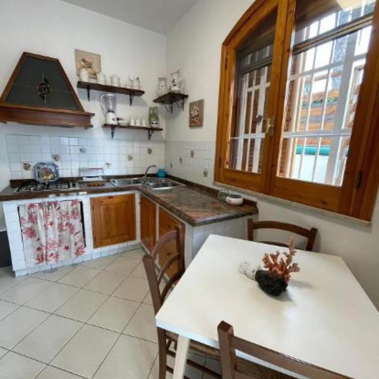 Apartment in villa with swimming pool 20 meters from the sea - Appartamento - 31