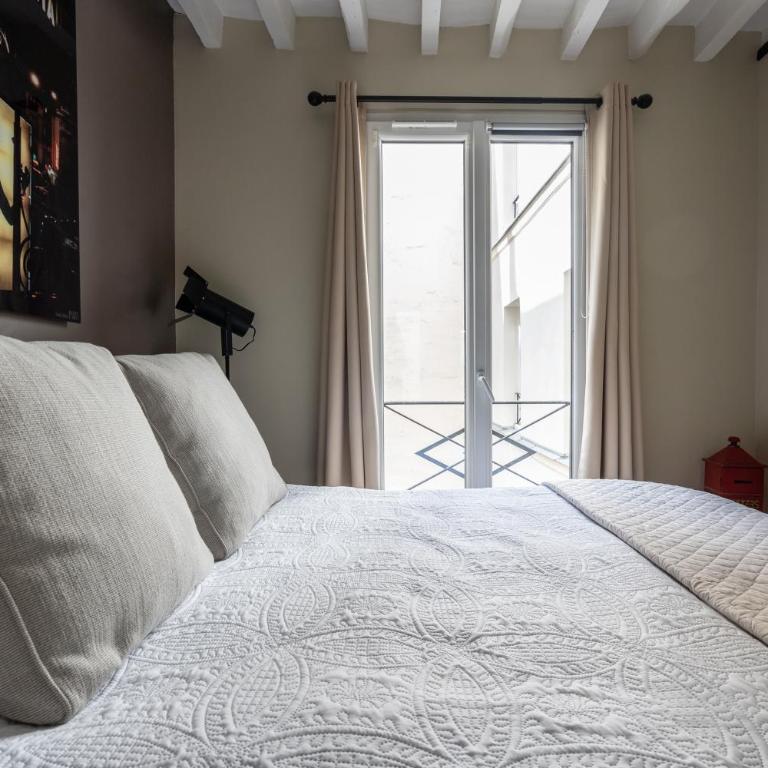 Stay In a prime location Paris - Chambre Double ou Lits Jumeaux - 8