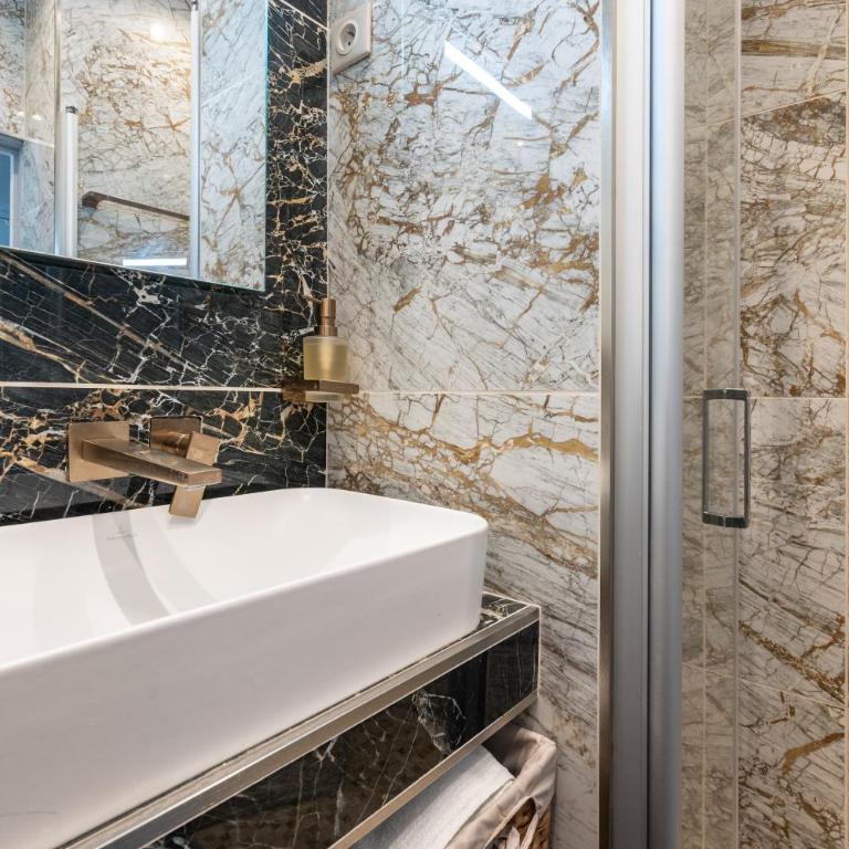 Stay In a prime location Paris - Chambre Double ou Lits Jumeaux - 18