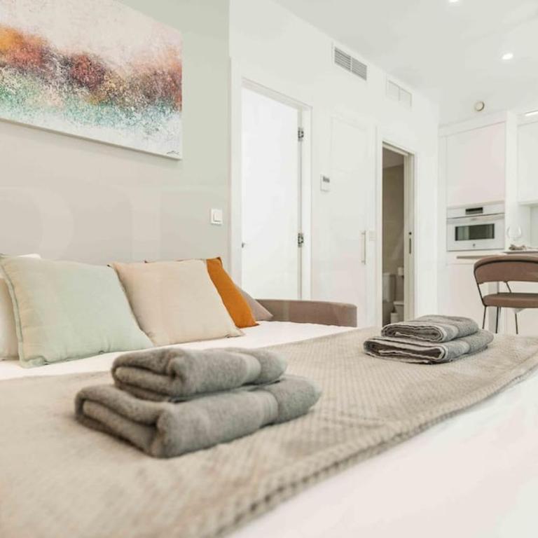 Tranquil & bright apartment with parking by REMS - Apartamento de 1 dormitorio - 16