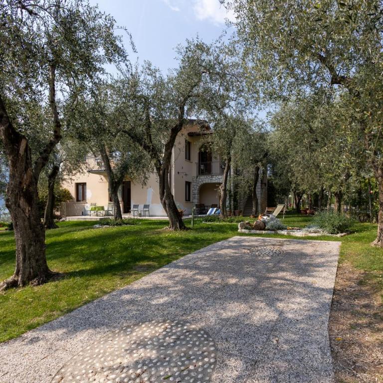 CASA LOMBARDI - Appartamento con Vista Giardino - 12