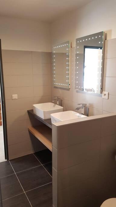 Duplex Port Frejus 5’ plage et commerces - Appartamento con 2 Camere da Letto - 16