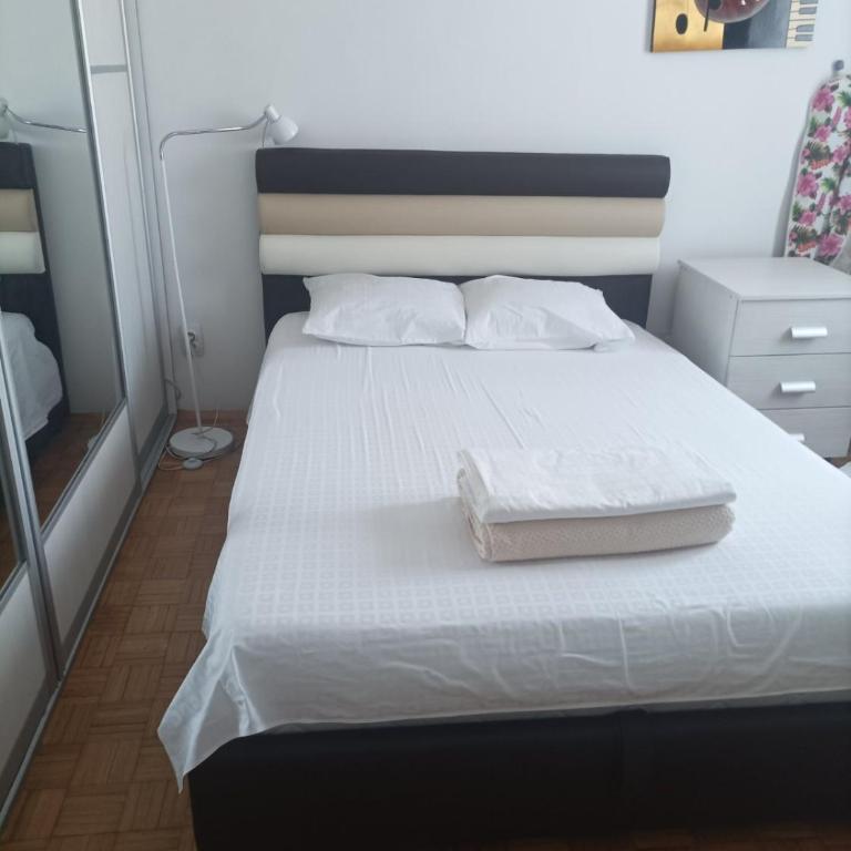 Bliri Bliri - Apartman - 15