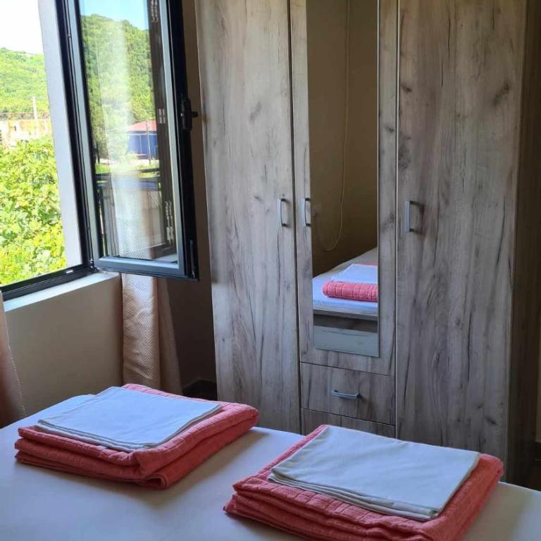 Apartments Ivetić - One-Bedroom Apartment - 7