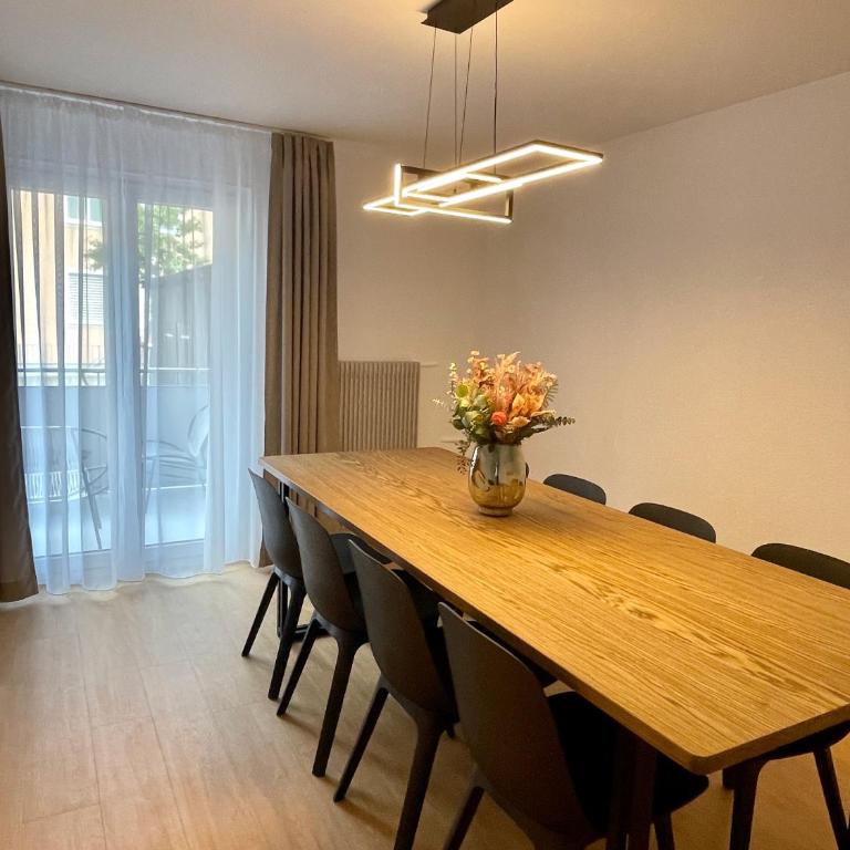 Azure Apartment - Apartment with Balcony - 3
