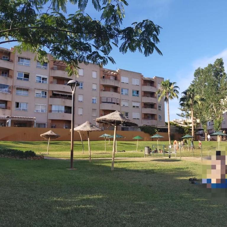 Piso en zona universitaria-Teatinos. - Apartamento de 3 dormitorios - 14