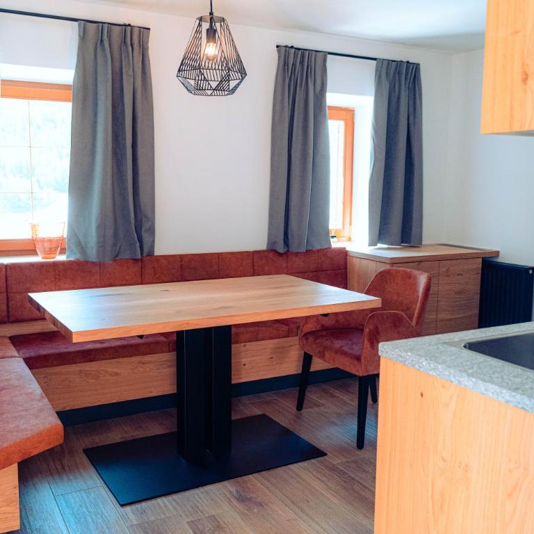 Apartments, Guest House & historic Chalet Neuhaus - Appartamento Superior con Sauna - 15