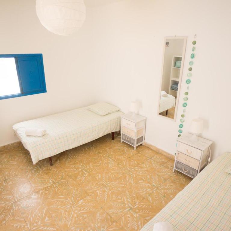 Sol y Mar Surf Camp - Cama individual en habitación compartida mixta - 1