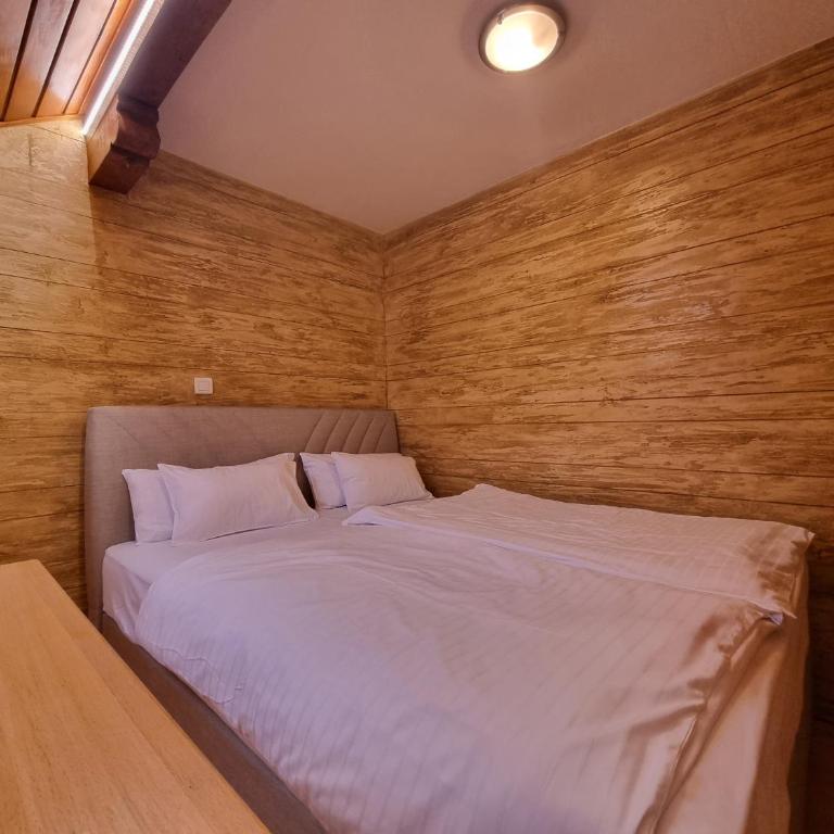 Apartman Lord privatni app u sklopu aparthotela Vučko - Apartment - Split Level - 12