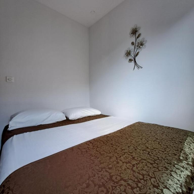 Cozy Sarajevo City Apartment - Apartman sa 2 Spavaće Sobe i Balkonom - 9