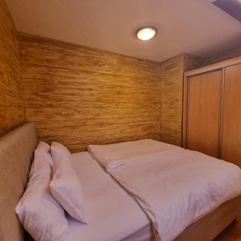 Apartman Lord privatni app u sklopu aparthotela Vučko - Apartment - Split Level - 10