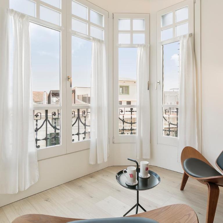 BCN Town Apartments Portaferrissa - Two-Bedroom Apartment - 8