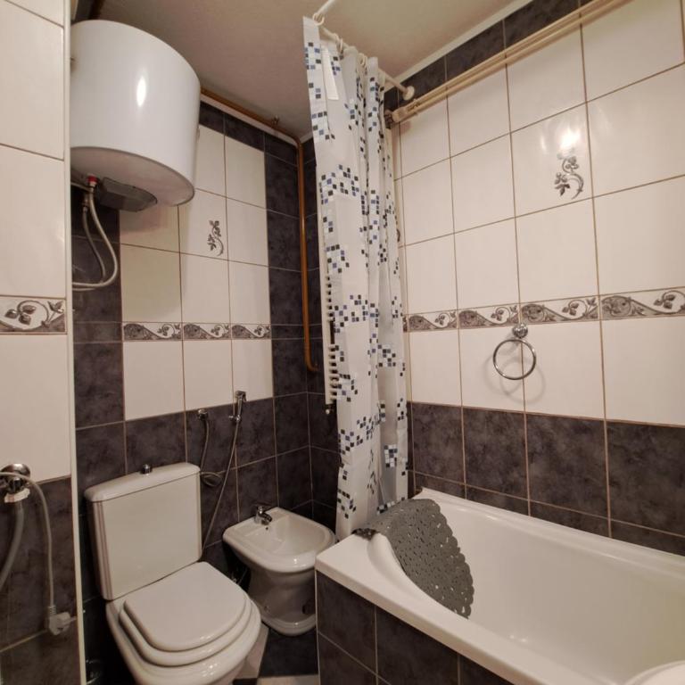 Cozy Sarajevo City Apartment - Apartman sa 2 Spavaće Sobe i Balkonom - 18