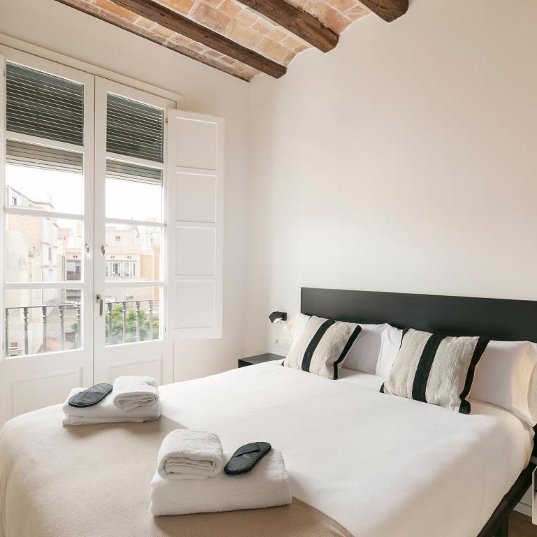 BCN Town Apartments Portaferrissa - Two-Bedroom Apartment - 14