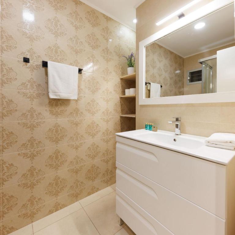 Bravissimo Figuerola, Spacious 3-bedroom apartment - Apartamento de 3 dormitorios - 30