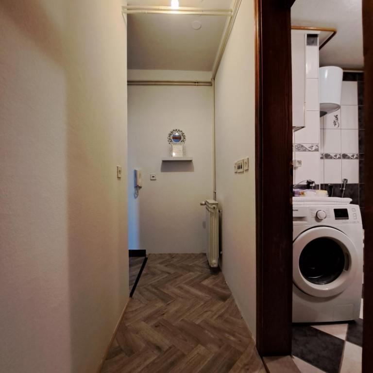 Cozy Sarajevo City Apartment - Apartman sa 2 Spavaće Sobe i Balkonom - 19