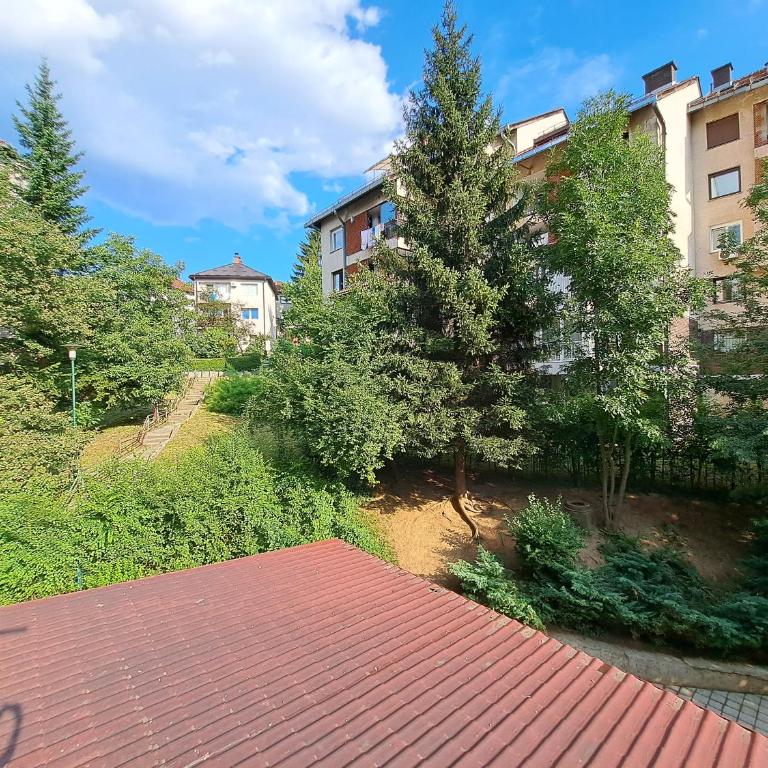 Cozy Sarajevo City Apartment - Apartman sa 2 Spavaće Sobe i Balkonom - 31