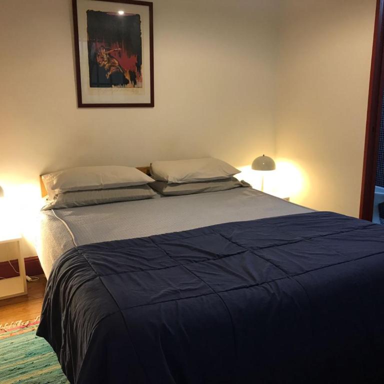 Monoambiente con baño privado y cocineta dentro de casa - Habitación Doble con baño privado - 3